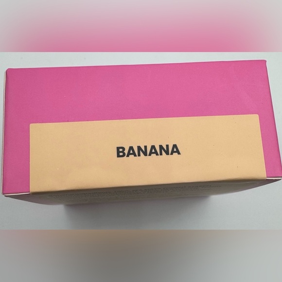 HALF CAKED Star Bright Loose Setting Powder in Banana - Picture 6 of 6